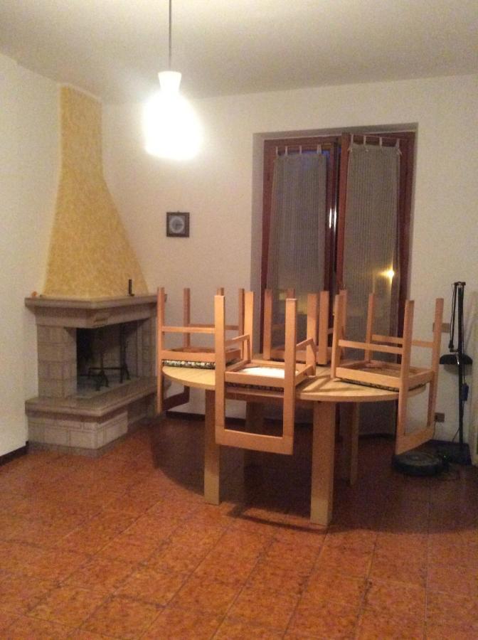 Appartamento Giacomo Leopardi Piobbico Luaran gambar